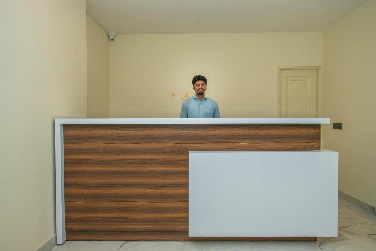 Collection O Premium Eden Au Lac Near Sri Someshwara Swami Temple Bangalore Exterior photo